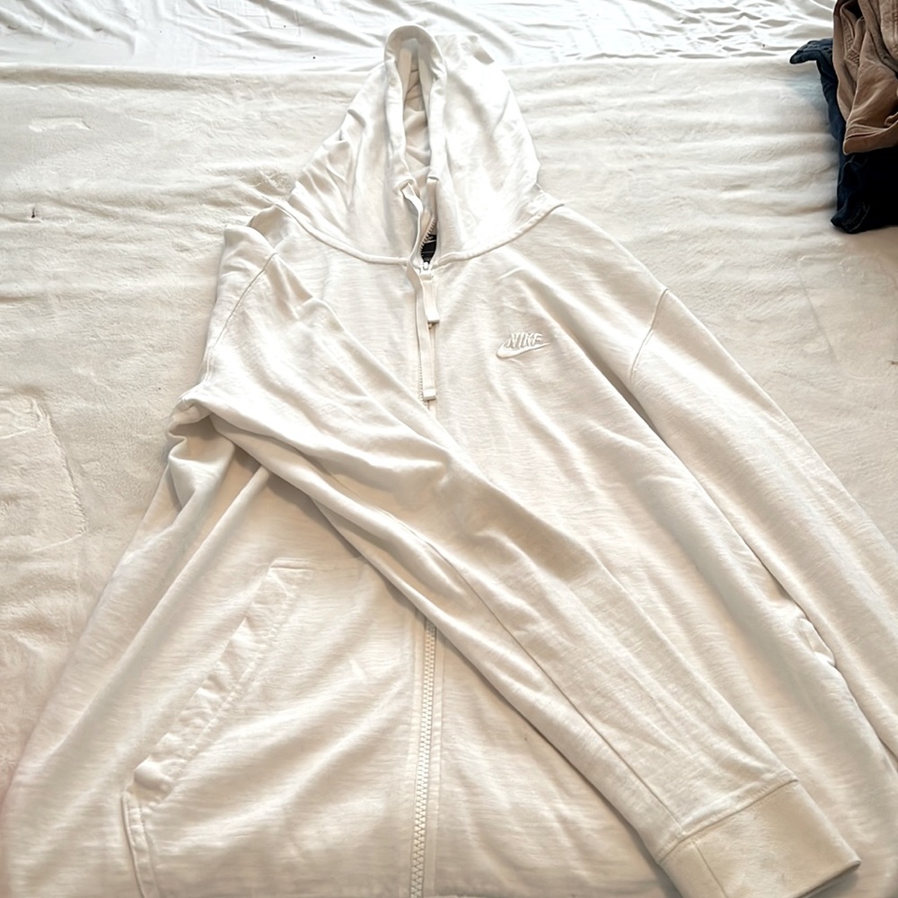 Lightly worn men’s Nike jacket